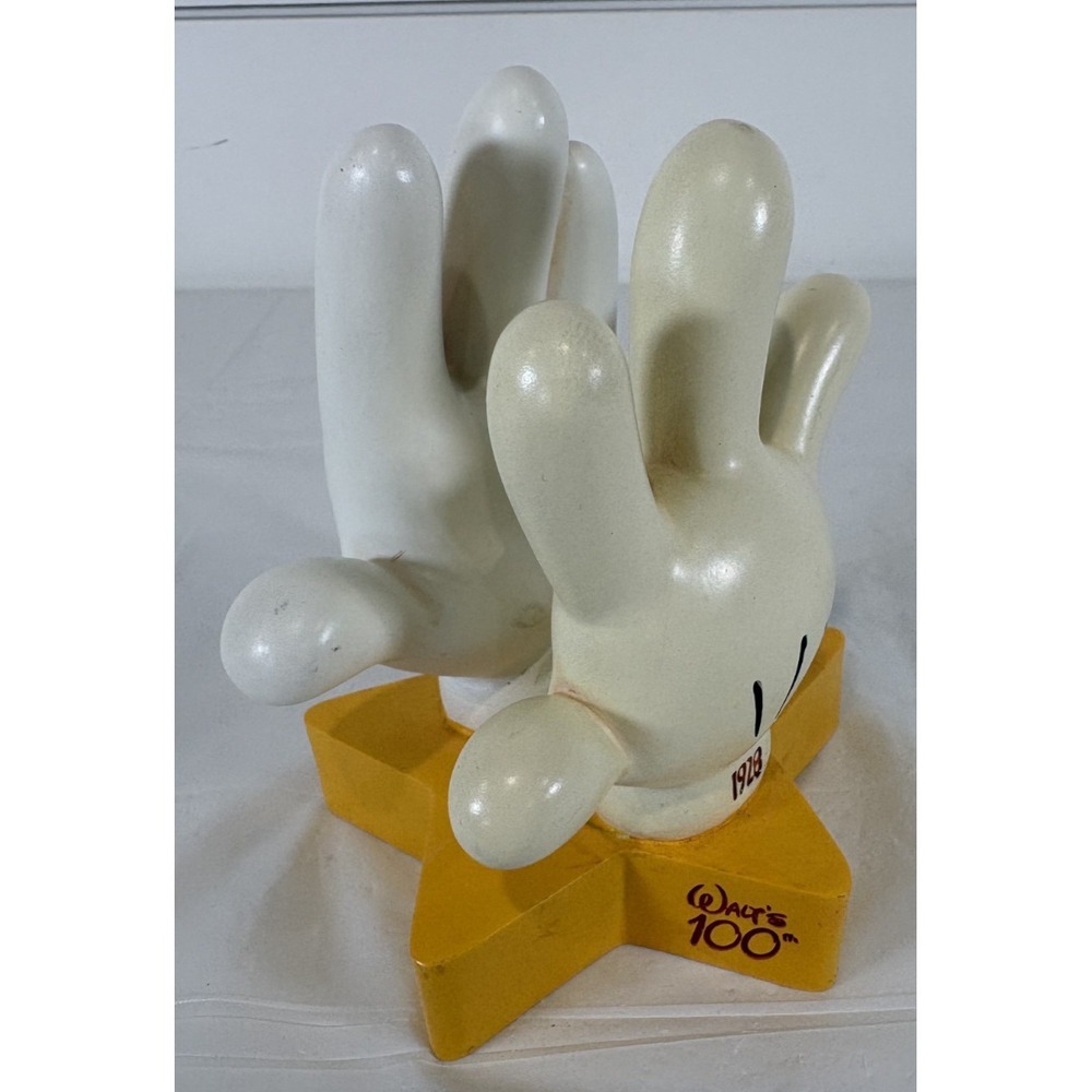 2001 Hallmark Walt Disney's Walt's 100th Birthday Mickey Mouse Hands Note Holder
